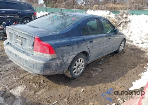 2002 Volvo S60 2.4 from USA, damaged, VIN YV1RS61R522109265